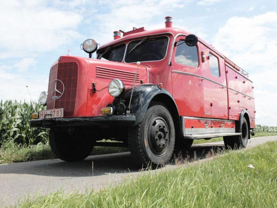  Mercedes-Benz LF311 Bachert LF-15 1957 года  (фото 1 из 2)